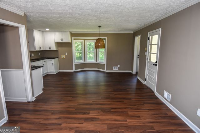 1538 Spring Valley Circle, Griffin, GA 30223