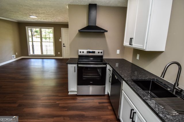 1538 Spring Valley Circle, Griffin, GA 30223