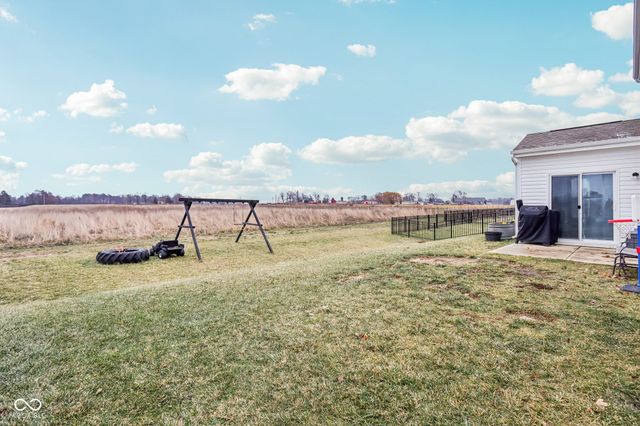 1469 Bigleaf Drive, Sheridan, IN 46069