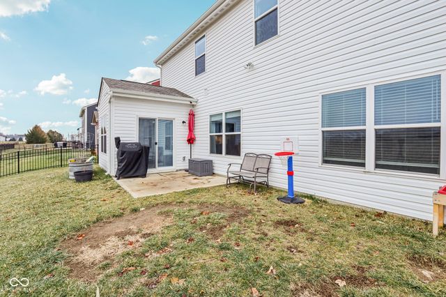1469 Bigleaf Drive, Sheridan, IN 46069