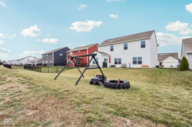 1469 Bigleaf Drive, Sheridan, IN 46069