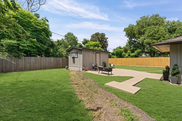 7718 Dillon Street, Houston, TX 77061