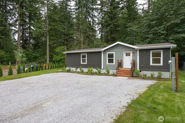 8528 Juniper Place, Maple Falls, WA 98266