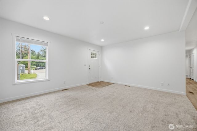 8528 Juniper Place, Maple Falls, WA 98266