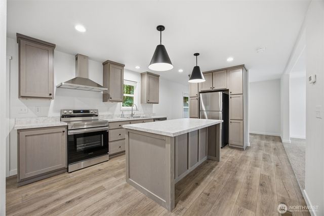 8528 Juniper Place, Maple Falls, WA 98266