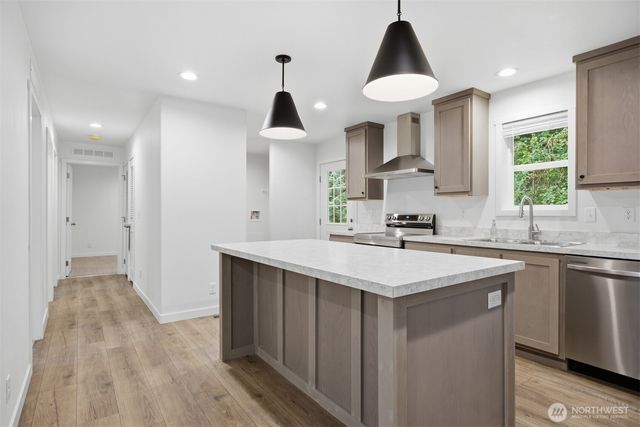 8528 Juniper Place, Maple Falls, WA 98266
