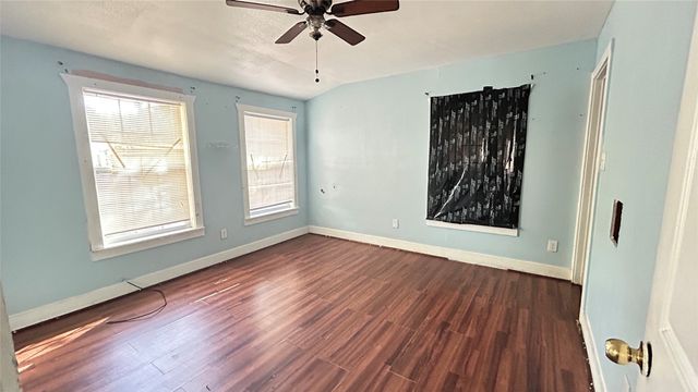 3557 Pecos Street, Fort Worth, TX 76119