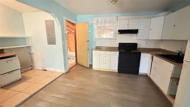 3557 Pecos Street, Fort Worth, TX 76119