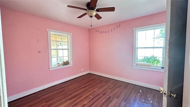 3557 Pecos Street, Fort Worth, TX 76119