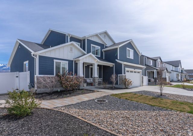 2079 S 1825 W, Woods Cross, UT 84087