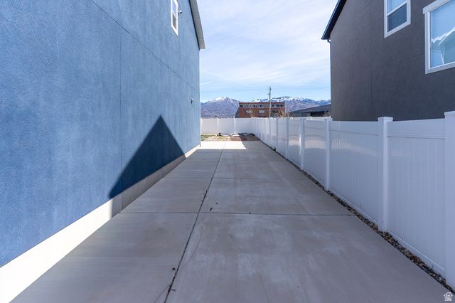 2079 S 1825 W, Woods Cross, UT 84087