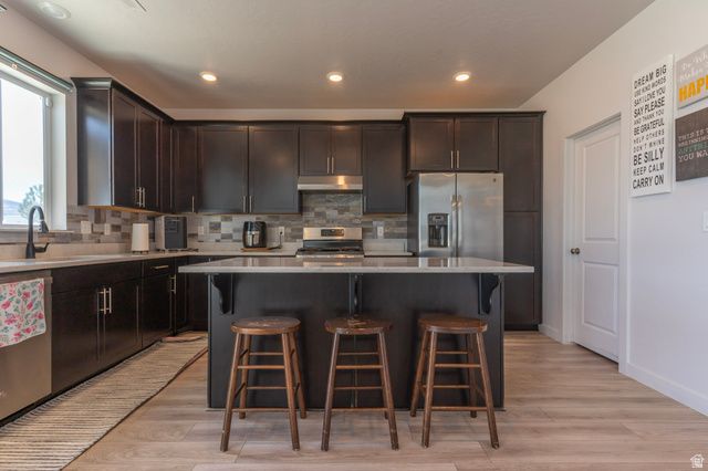 2079 S 1825 W, Woods Cross, UT 84087