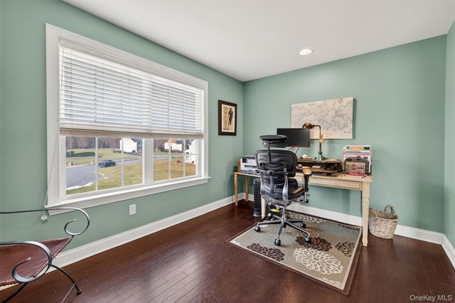 102 Luthien Forest Road, Rock Tavern, NY 12553