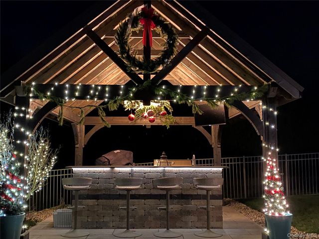 102 Luthien Forest Road, Rock Tavern, NY 12553