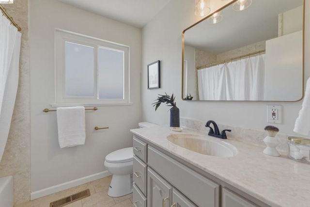 1366 Sayre St, San Leandro, CA 94579