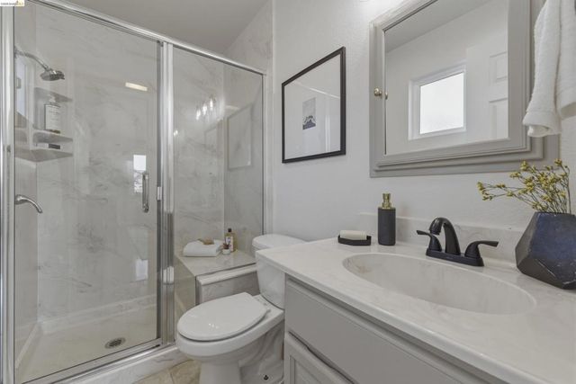 1366 Sayre St, San Leandro, CA 94579