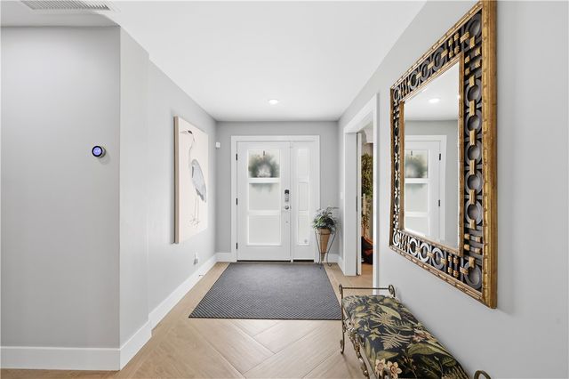 635 Gardenia Lane, Vero Beach, FL 32963