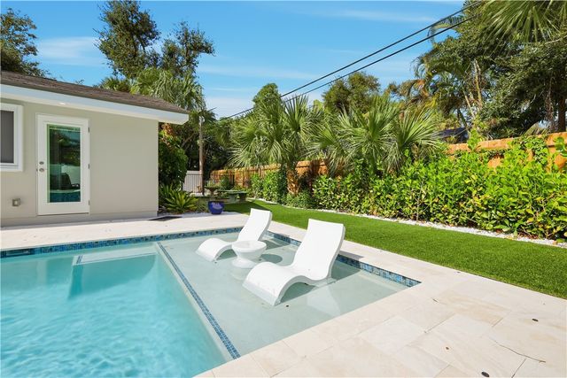 635 Gardenia Lane, Vero Beach, FL 32963