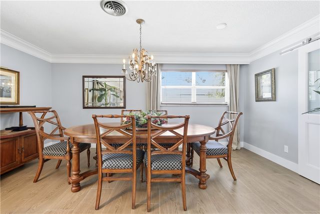 635 Gardenia Lane, Vero Beach, FL 32963