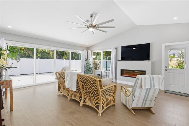 635 Gardenia Lane, Vero Beach, FL 32963