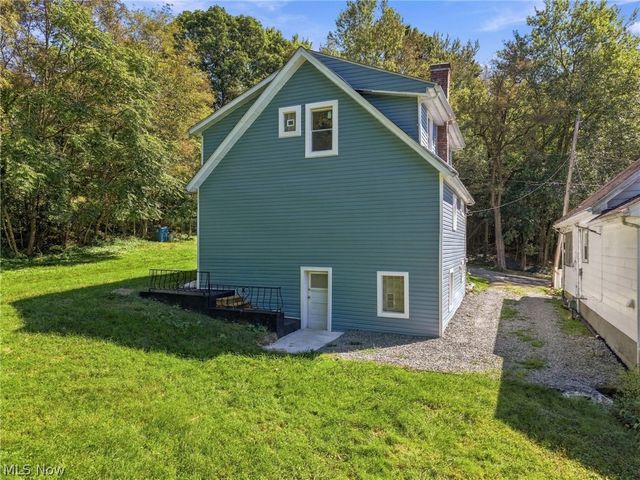 58 1st Street, Campbell, OH 44405