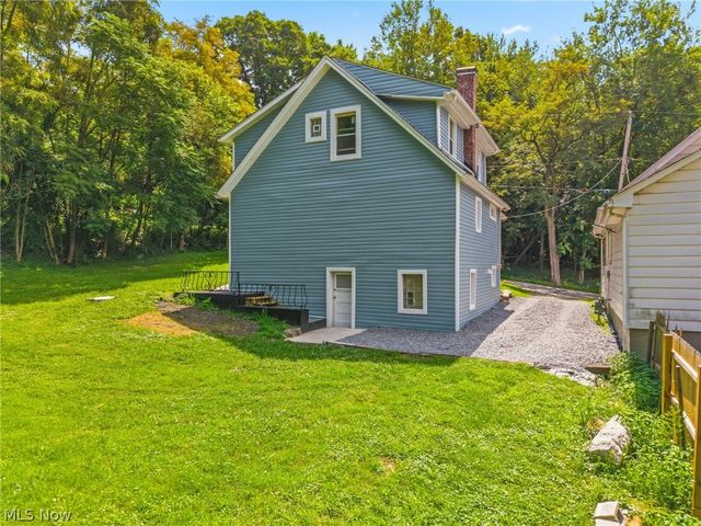 58 1st Street, Campbell, OH 44405
