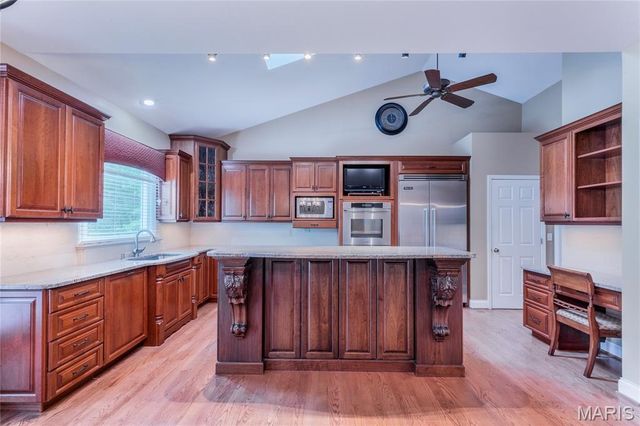 1604 Wildhorse Parkway Drive, Wildwood, MO 63005
