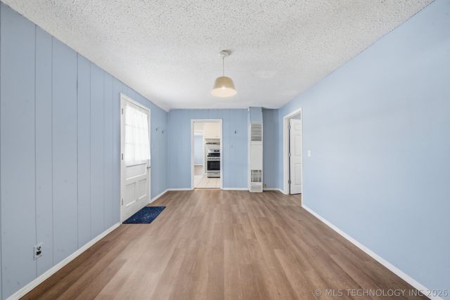 1633 S Maple Avenue, Bartlesville, OK 74003