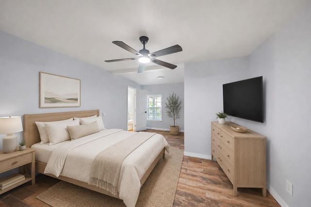 2222 44th Street, Galveston, TX 77550