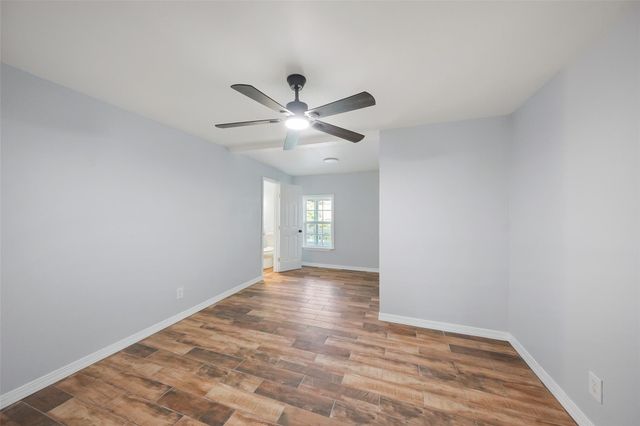 2222 44th Street, Galveston, TX 77550