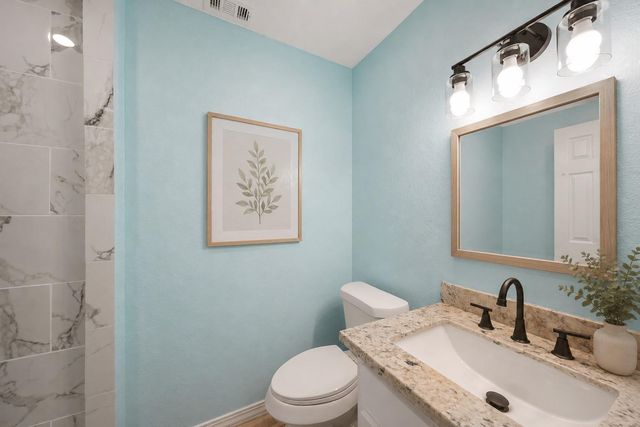 2222 44th Street, Galveston, TX 77550
