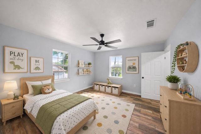2222 44th Street, Galveston, TX 77550