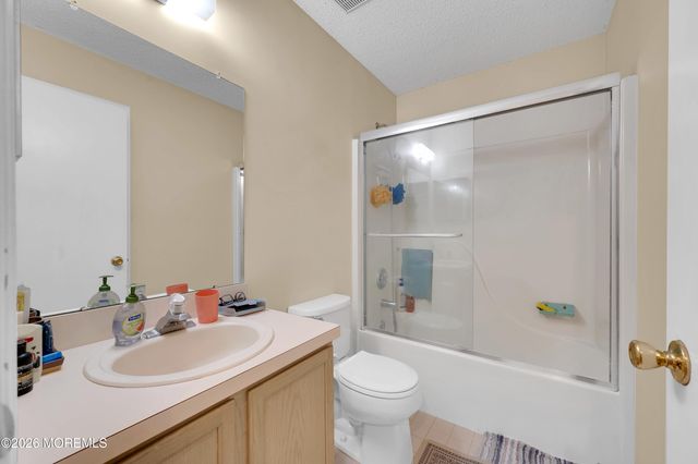96 Cranbrook Court, Holmdel, NJ 07733