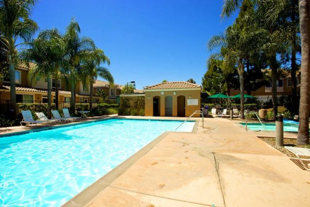 12815 Via Nieve 57, San Diego, CA 92130