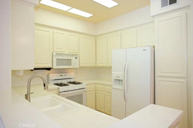 12815 Via Nieve 57, San Diego, CA 92130