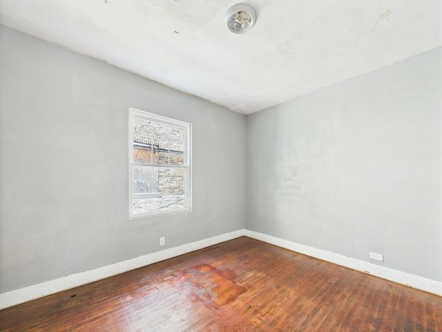 11922 S Perry Avenue, Chicago, IL 60628