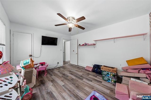 180 Beech Street, Belleville, NJ 07109