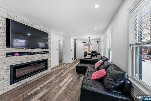 180 Beech Street, Belleville, NJ 07109