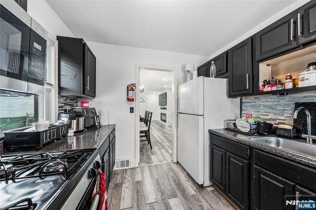 180 Beech Street, Belleville, NJ 07109