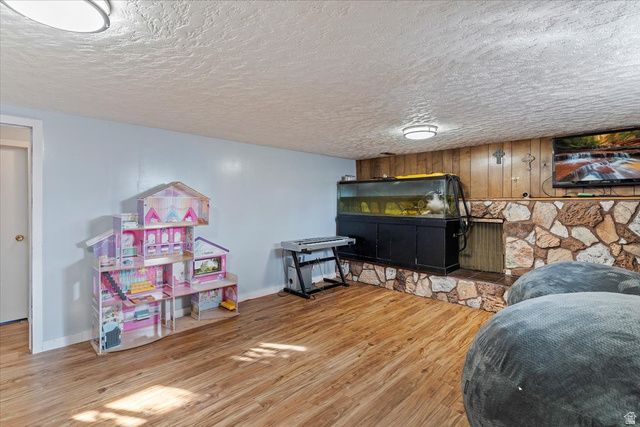 566 E 3050 N, North Ogden, UT 84414