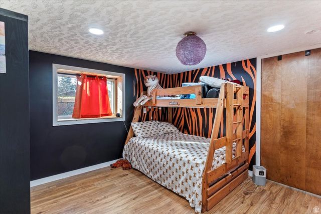 566 E 3050 N, North Ogden, UT 84414