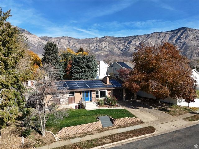 566 E 3050 N, North Ogden, UT 84414