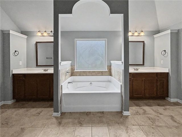 4742 Shire Drive, Lithonia, GA 30038