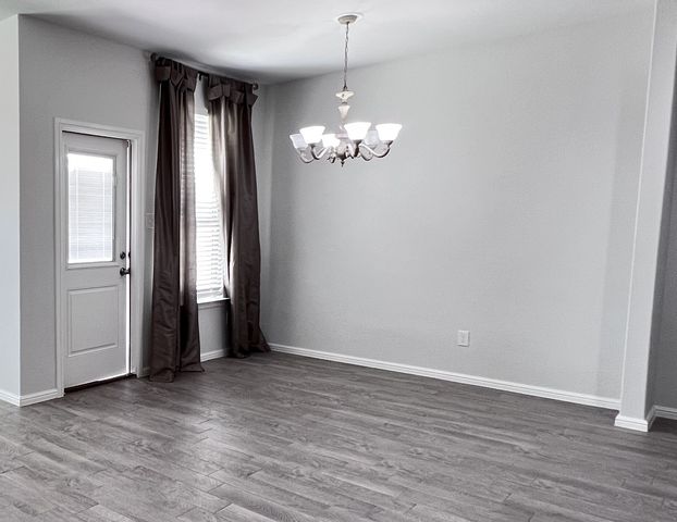 617 Blacktail Drive, Fort Worth, TX 76131