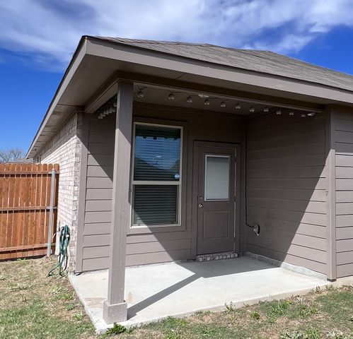 617 Blacktail Drive, Fort Worth, TX 76131