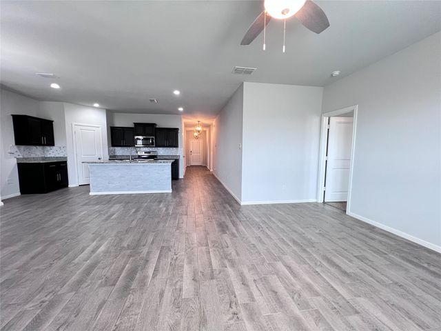 617 Blacktail Drive, Fort Worth, TX 76131