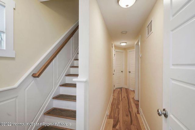 369 W 8th Street 4, Ship Bottom, NJ 08008