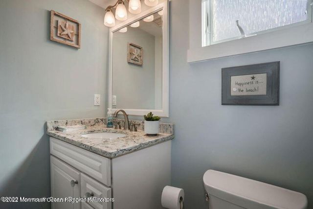 369 W 8th Street 4, Ship Bottom, NJ 08008