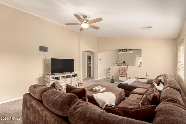 37049 W BELLO Lane, Maricopa, AZ 85138