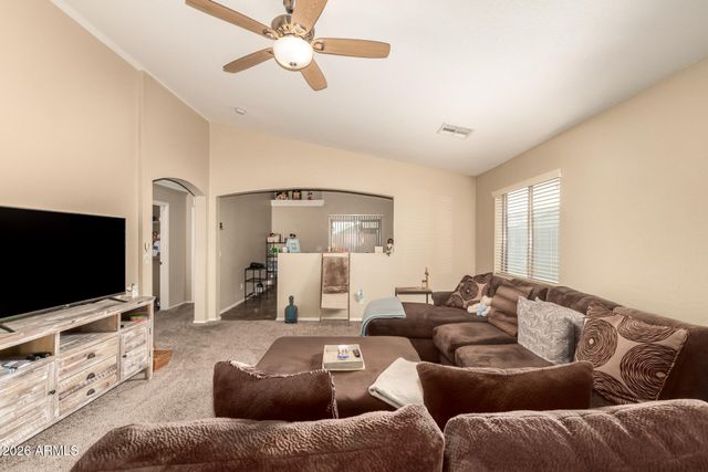 37049 W BELLO Lane, Maricopa, AZ 85138